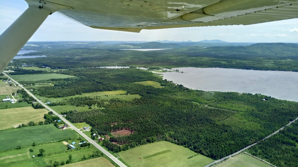 Saint Hubert Flying School | 5680 Route de lAéroport, Saint-Hubert, QC J3Y 8Y9, Canada | Phone: (450) 443-4555