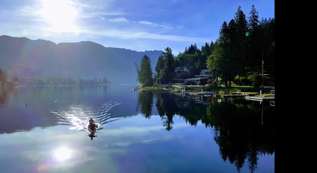 Lake Samish County Park picnic area | USA, Lake Samish County Park, Bellingham, WA 98229, USA | Phone: (360) 733-2362