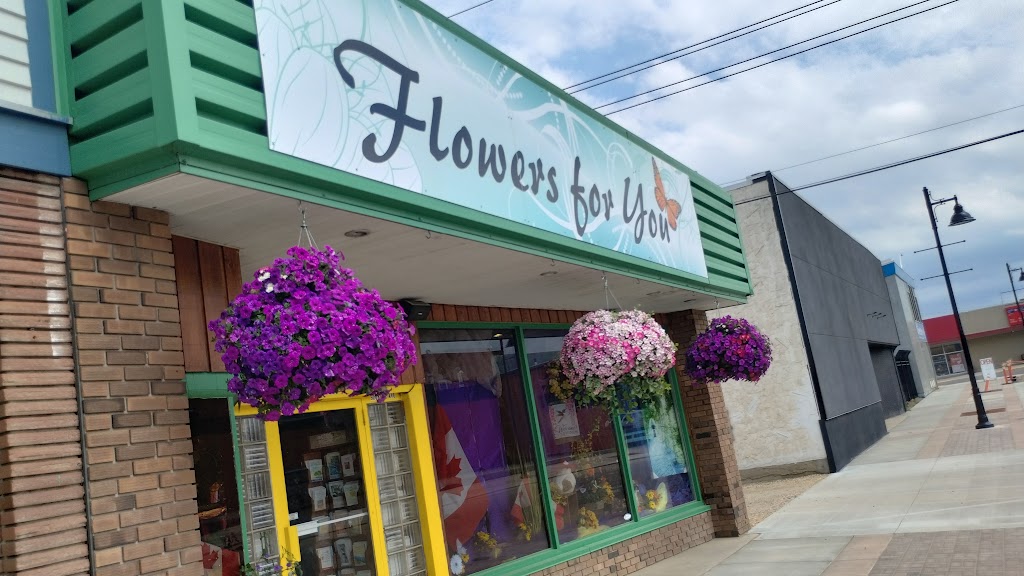 Flowers For You | 5008 51 Ave, Ponoka, AB T4J 1R6, Canada | Phone: (403) 783-8190