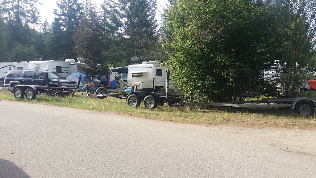 Skands Tent & Trailer Court | 64 Johnson Rd, Christina Lake, BC V0H 1E2, Canada | Phone: (250) 447-9295