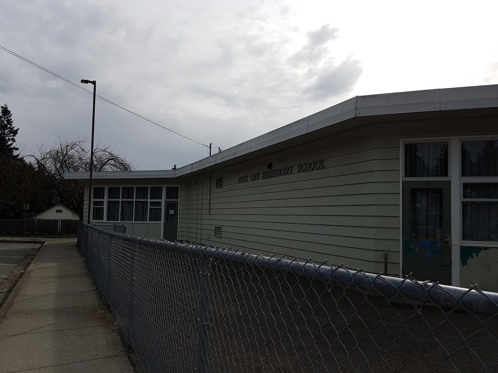 Rock City Elementary School | 3741 Departure Bay Rd, Nanaimo, BC V9T 1C4, Canada | Phone: (250) 758-2434