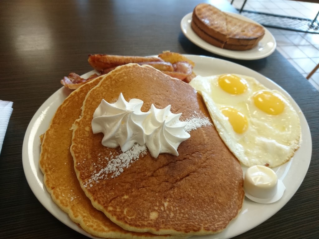 Stackers Pancake House | 727 William St #1, Midland, ON L4R 4Y5, Canada | Phone: (705) 245-2008