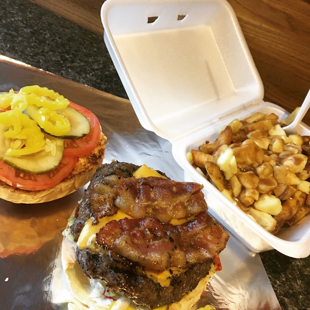 Starr Burger | 900 Brock St N, Whitby, ON L1N 4J6, Canada | Phone: (905) 430-3301