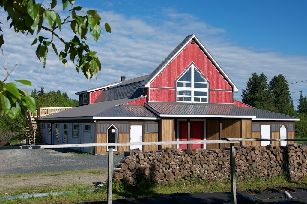 Eglise Du Christ au Saguenay | 53 Rang E, Saint-Ambroise, QC G7P 2N7, Canada | Phone: (418) 817-3197