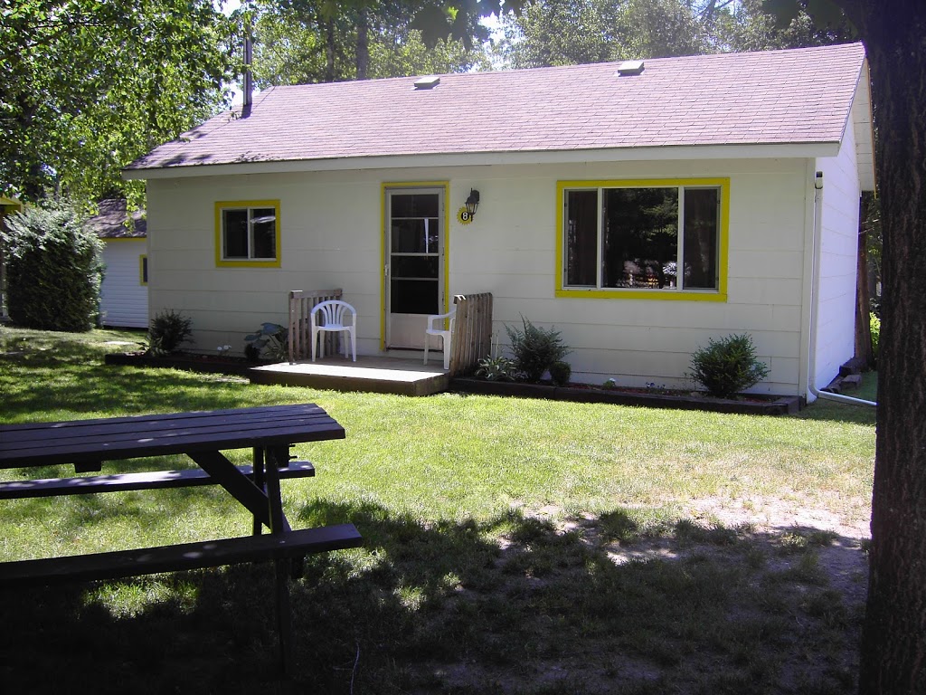 Woodland Cedars Family Cottage Resort | 1985 Tiny Beaches Rd S, Elmvale, ON L0L 1P0, Canada | Phone: (705) 361-1461