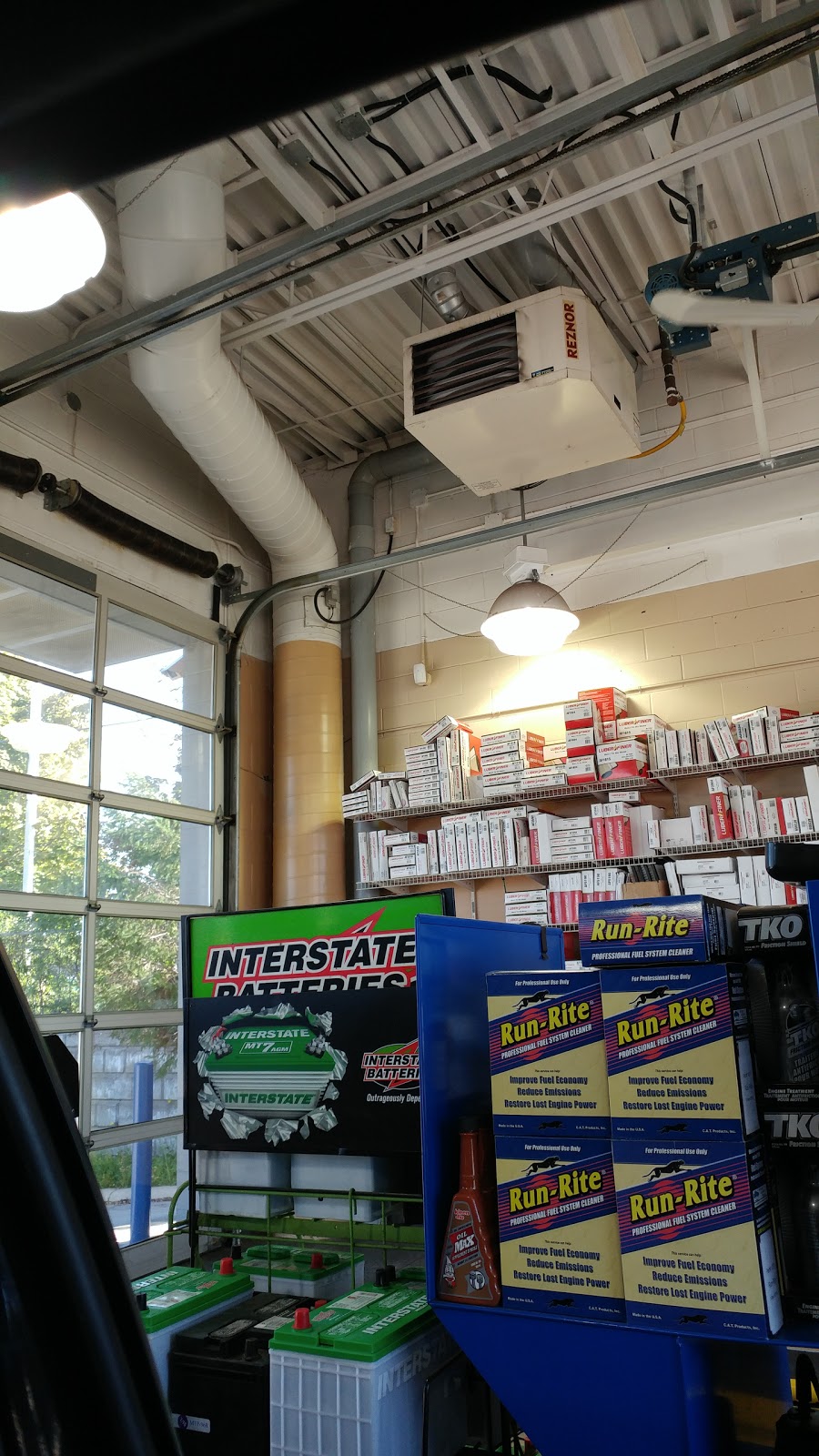 Mr. Lube | 664 Commissioners Rd E, London, ON N6C 2V3, Canada | Phone: (519) 668-7079