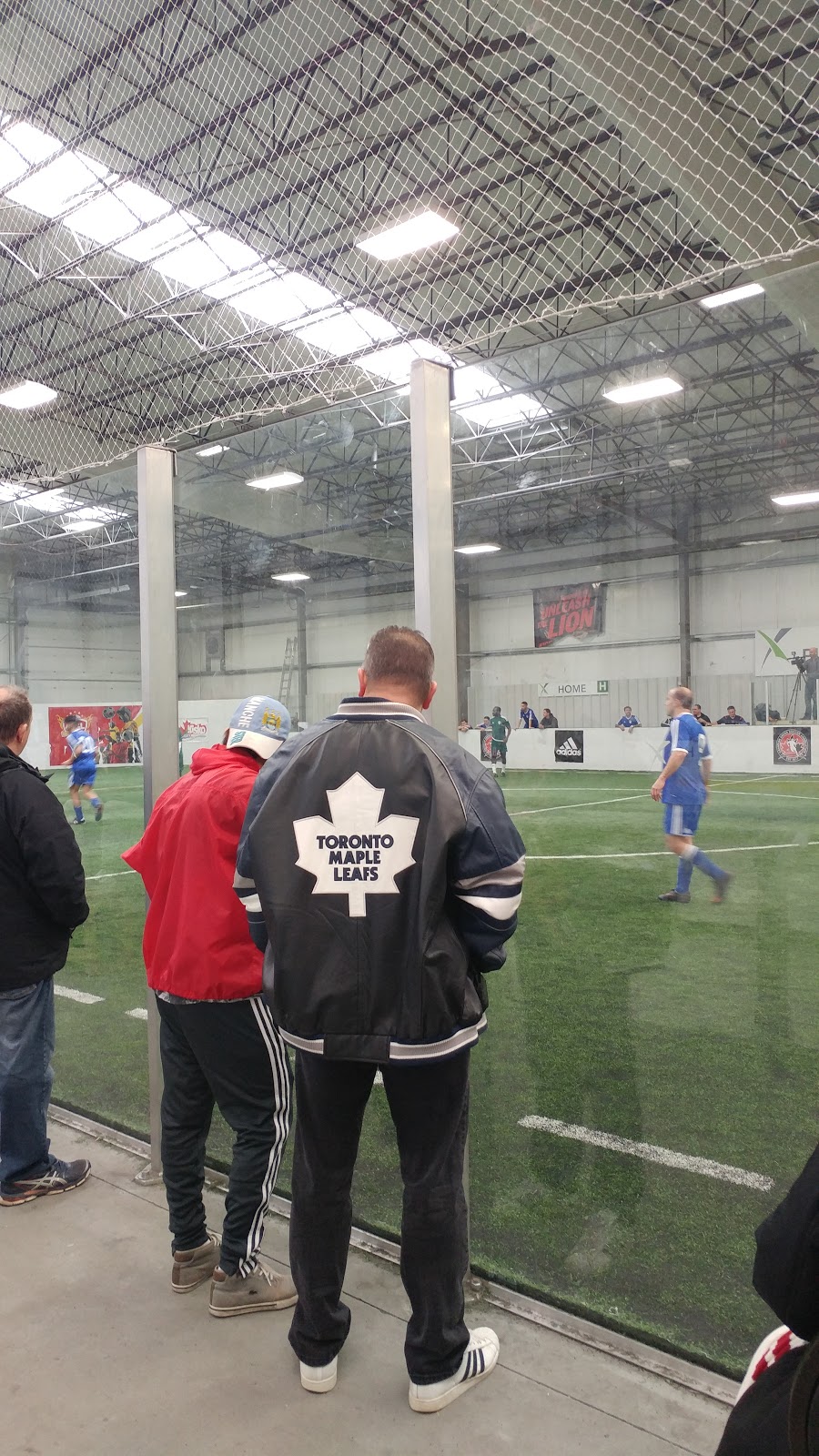 Canlan Sportsplex | 3360 Wolfedale Rd, Mississauga, ON L5C 1W4, Canada | Phone: (905) 366-1057