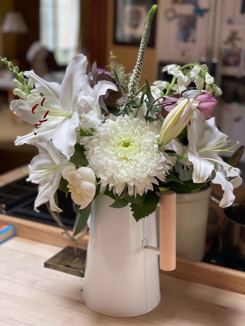 Moksha Flower Co. | 29 Centennial Rd #10, Orangeville, ON L9W 1R1, Canada | Phone: (519) 939-2783