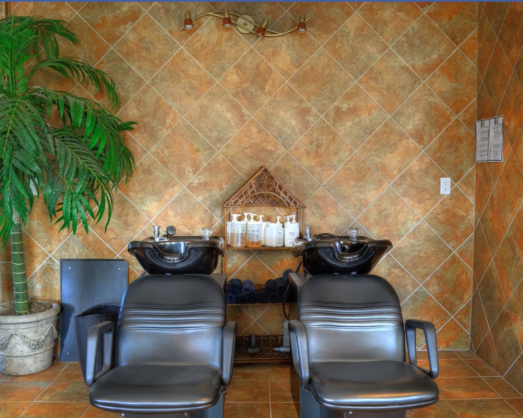 Sunshrine Day Spa & Salon | 21 Queen St, Lakefield, ON K0L 2H0, Canada | Phone: (705) 652-0155