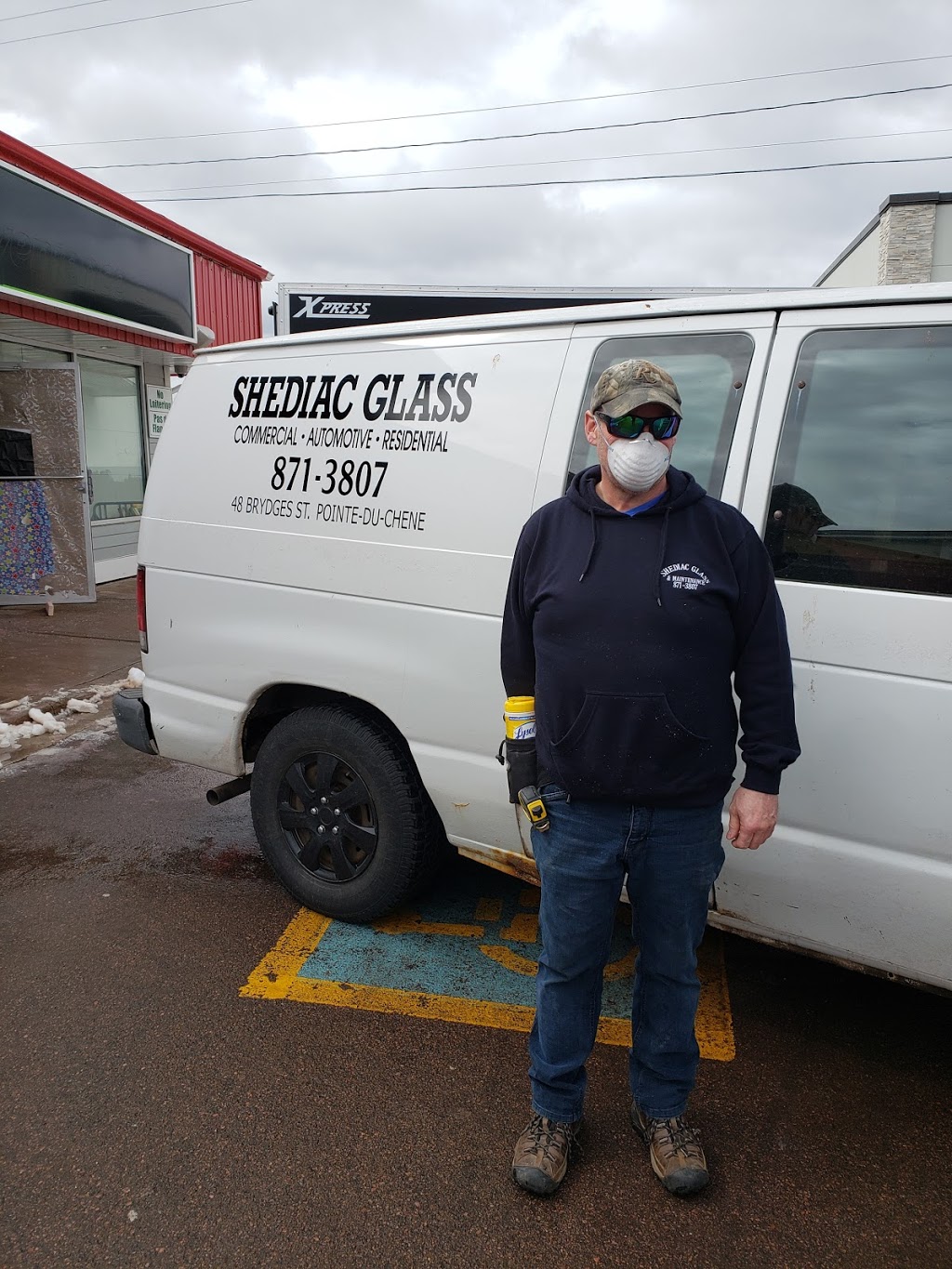Shediac Glass & Maintenance | 48 Brydges St, Pointe-du-Chêne, NB E4P 3Y9, Canada | Phone: (506) 871-3807