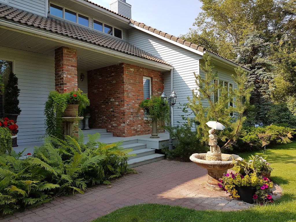 McDougall Lane Bed & Breakfast Drumheller | 71 McDougall Ln, Drumheller, AB T0J 0Y1, Canada | Phone: (403) 823-5379