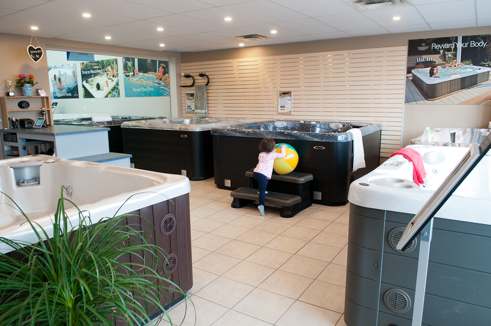 Capital City Pools and Spas | 3-860 Taylor Creek Dr, Orléans, ON K4A 0Z9, Canada | Phone: (613) 590-2400