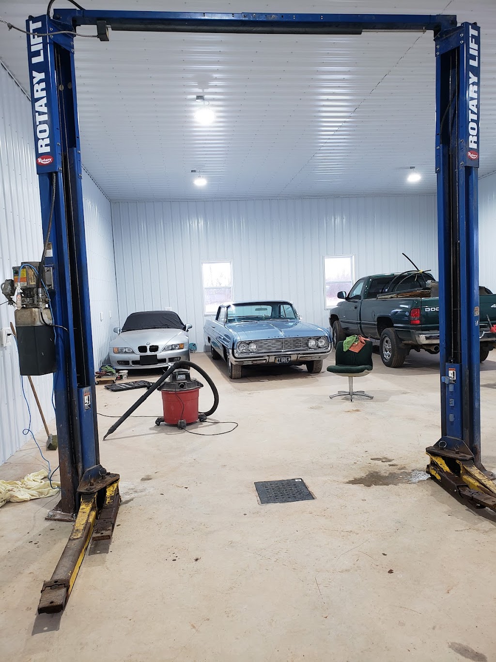 Sheas Hoist Maintenance | 1135 Monaghan Road, rte 213, Lake Verde, PE C1B 3R4, Canada | Phone: (902) 225-0899