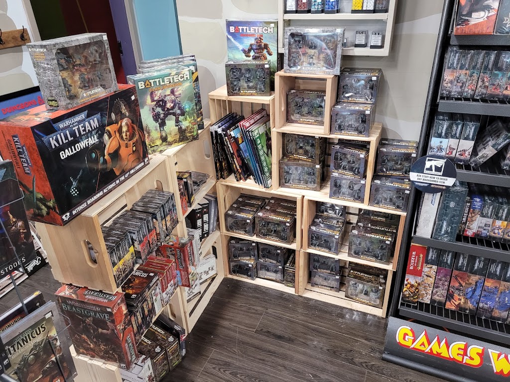 Looking Glass Toys & Games | 3025 Petawawa Blvd, Petawawa, ON K8H 1X9, Canada | Phone: (613) 506-8697