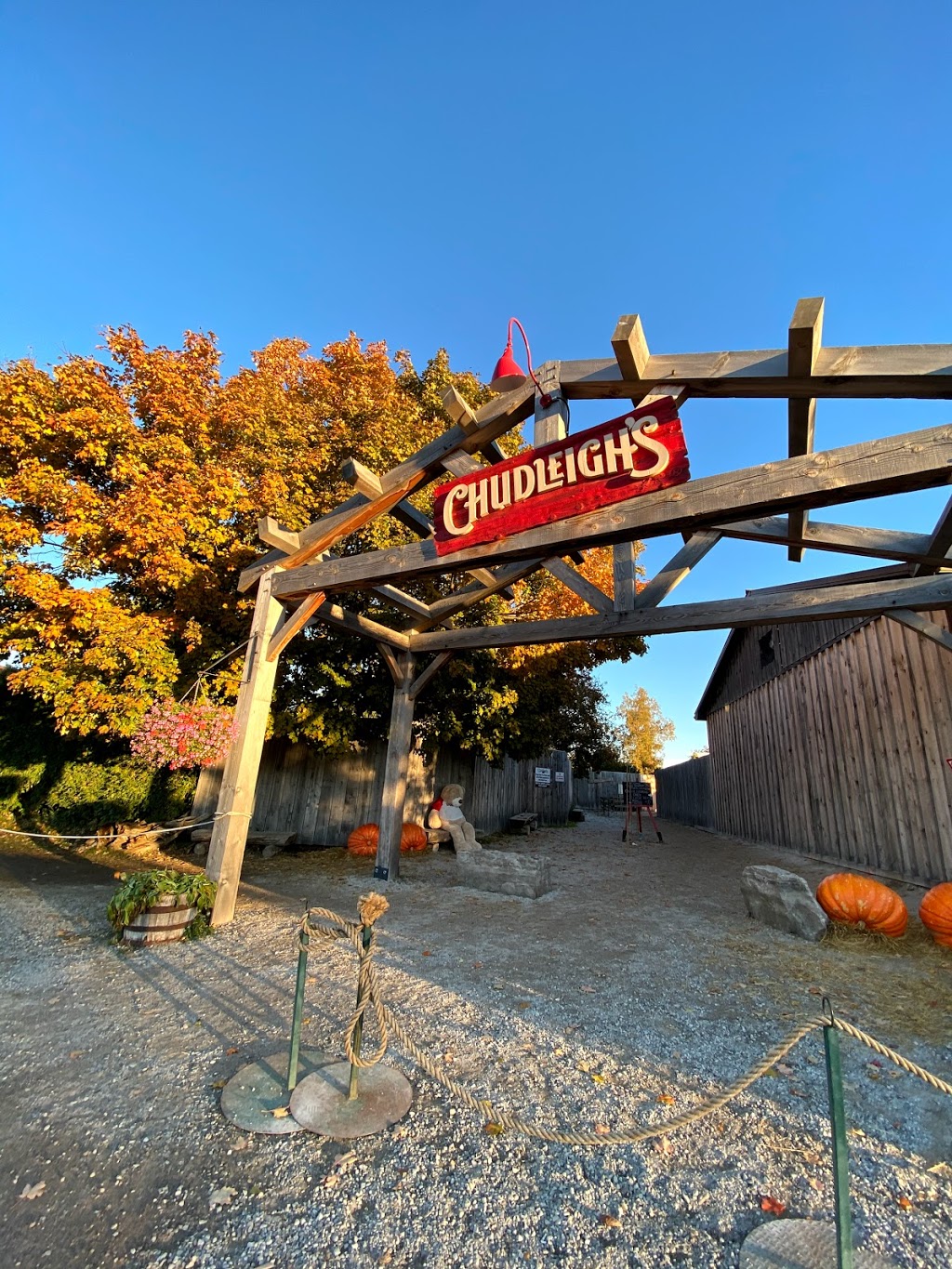 Chudleigh’s Entertainment Farm | 9528 Regional Rd 25, Milton, ON L9T 2X7, Canada | Phone: (905) 878-9547