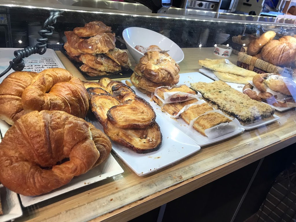 Café Bistro / Boulangerie du Petit Pré | 1001 Avenue Lapierre, Québec, QC G3E 1H8, Canada | Phone: (581) 742-4050