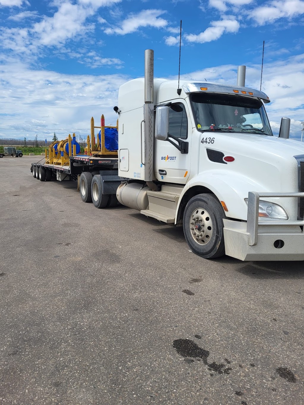 Big Foot Logistics Inc. | Meadowpark Gate #11, Spruce Grove, AB T7X 0T8, Canada | Phone: (780) 880-0728