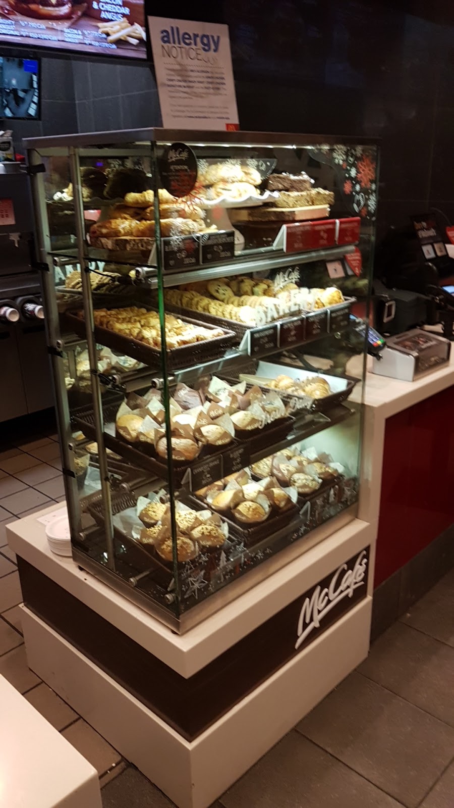 McDonalds | 2410 Homer Watson Blvd, Kitchener, ON N2G 3W5, Canada | Phone: (519) 893-3868