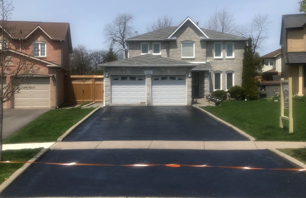 Driveway Guys | 19 Wakeford Rd, Little Britain, ON K0M 2C0, Canada | Phone: (905) 665-6937