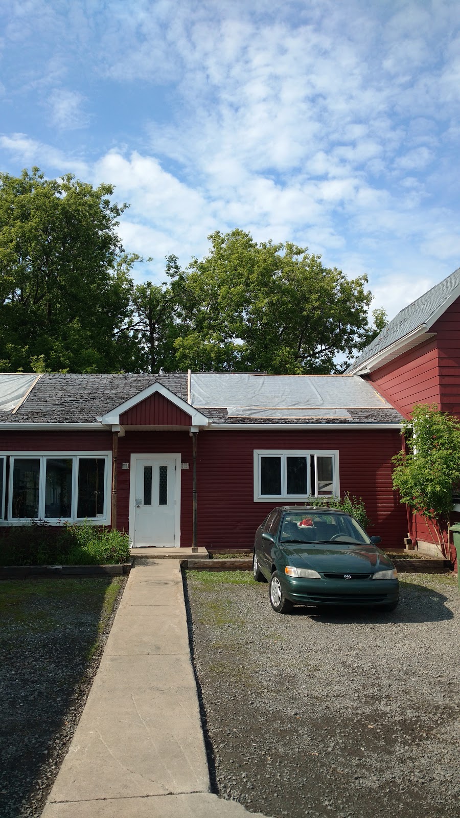 Gîte Saint-Lin | 896 Rue Saint-Isidore, Saint-Lin - Laurentides, QC J5M 2V2, Canada | Phone: (450) 439-3939