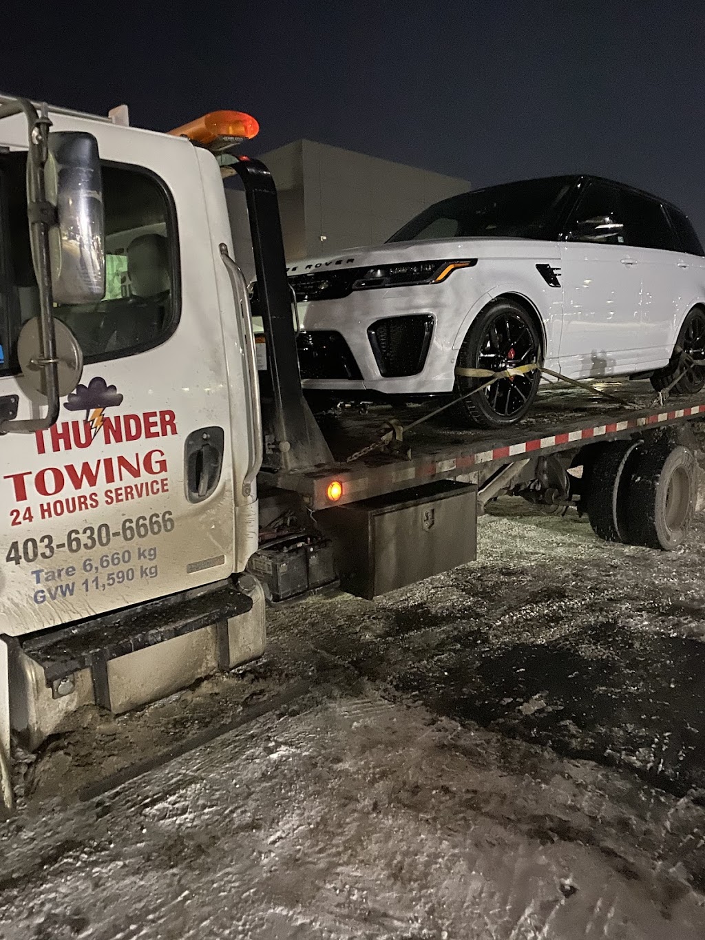 CTS City Towing Services | 5701 17 Ave SE Bay 110, Calgary, AB T2A 0W3, Canada | Phone: (587) 221-6666