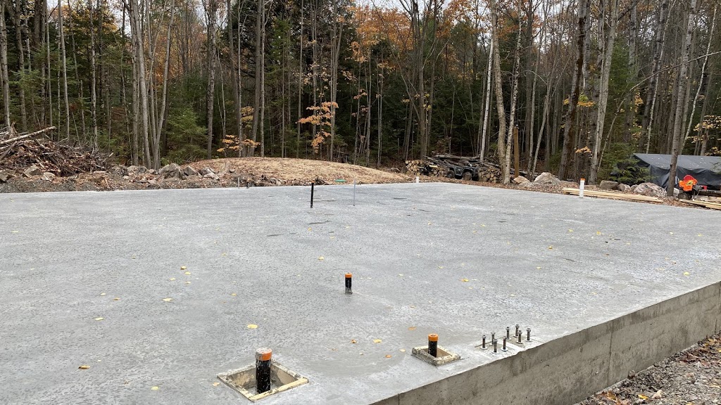 Great Canadian Concrete | 3847 Ravenshoe Rd, Sutton, ON L0E 1R0, Canada | Phone: (705) 344-2684