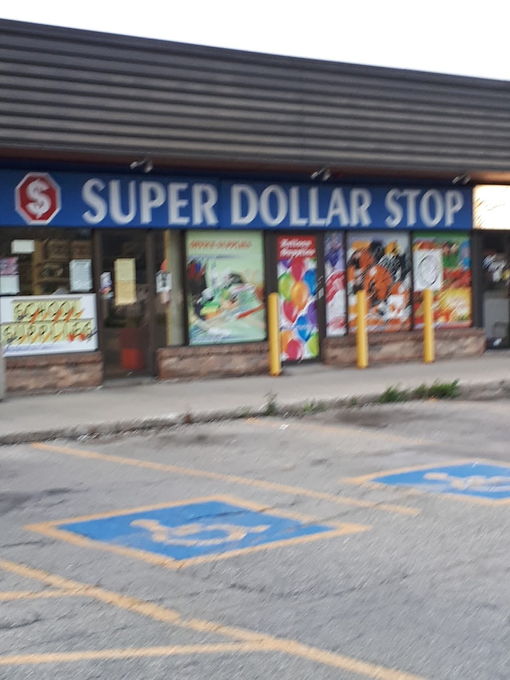 Ingersoll Plaza | Mutual St S, Ingersoll, ON N5C 1J9, Canada