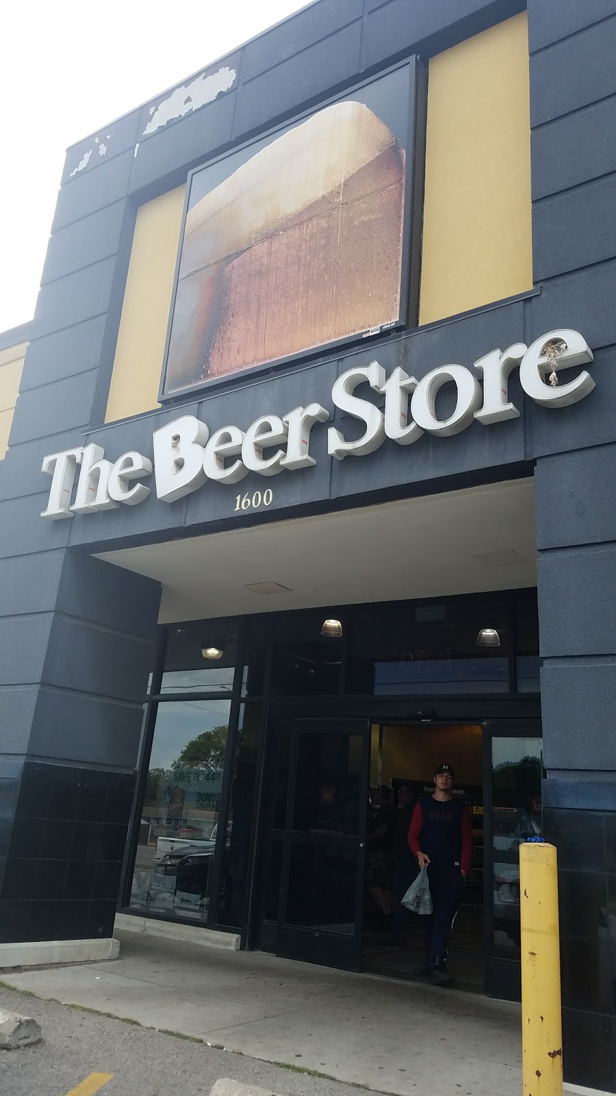 The Beer Store | 1600 Dundas Street E, London, ON N5W 3C2, Canada | Phone: (519) 455-6410