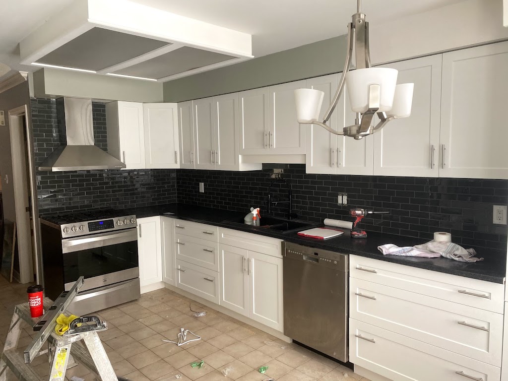 Starwark home renovations | 115 Clara Crescent, London, ON N6E 3G7, Canada | Phone: (519) 860-0083