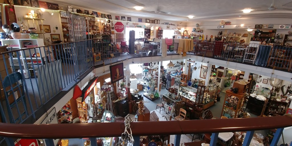 Sleeping Giant Antiques | 303 Victoria Ave E, Thunder Bay, ON P7C 1A4, Canada | Phone: (807) 623-8808