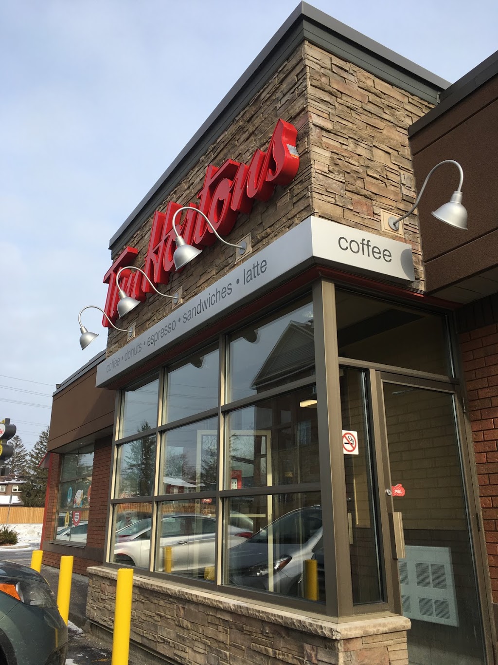 Tim Hortons | 2134 Montreal Rd, Gloucester, ON K1J 6M7, Canada | Phone: (613) 842-4861