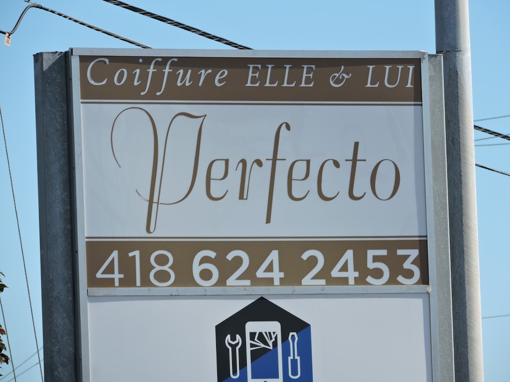 Perfecto Coiffure pour Elle et Lui | 1204 Boulevard Bastien local 101, Québec, QC G2K 1K2, Canada | Phone: (418) 624-2453