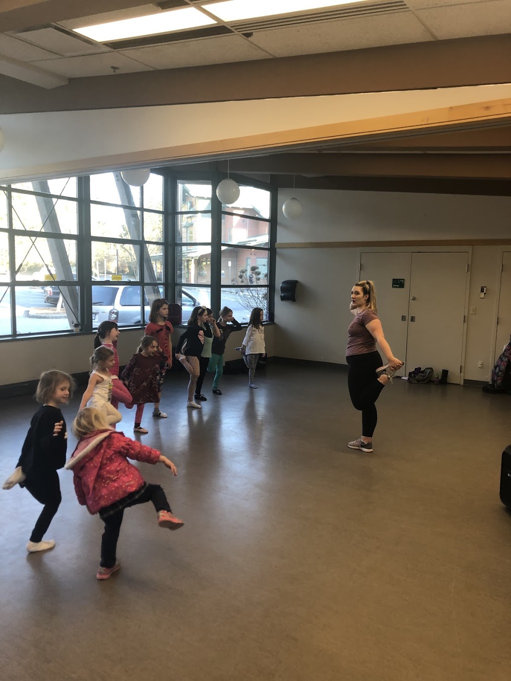 O’Connor Irish Dancers -Parkgate | Parkgate Rec Centre, 3625 Banff Ct Suite 003, North Vancouver, BC V7H 2Z8, Canada | Phone: (604) 506-2589