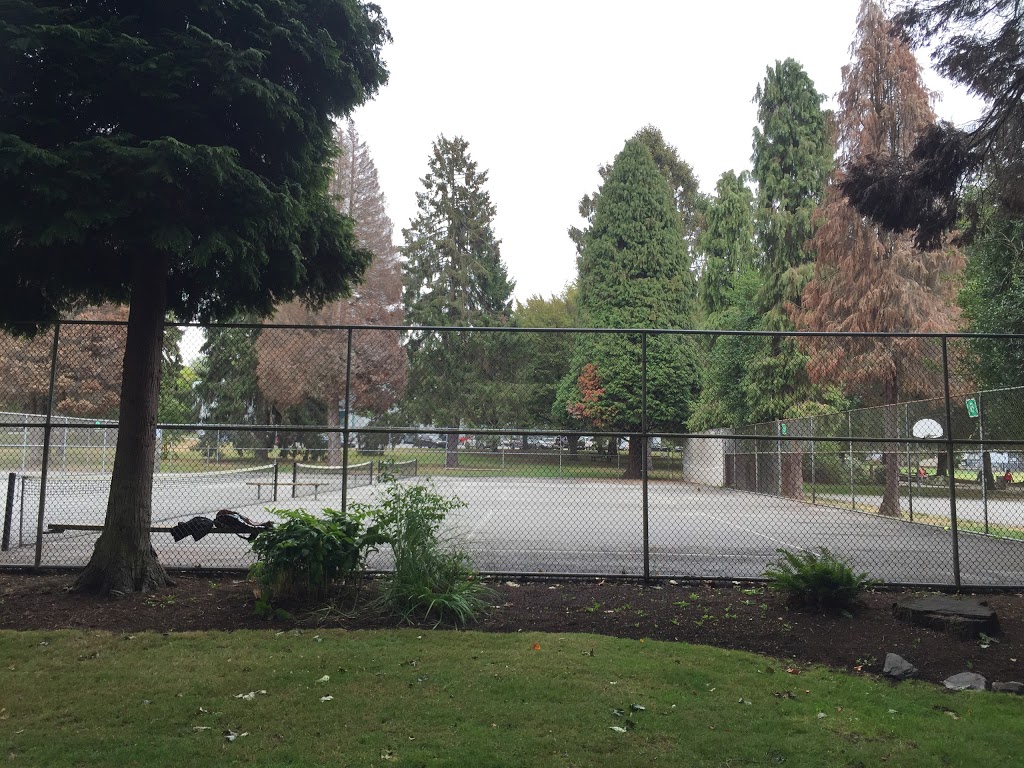 Memorial Park West Public & Tennis Courts | Memorial Park West, 3928 W 31st Ave, Vancouver, BC V6S 1Y5, Canada | Phone: (604) 873-7000