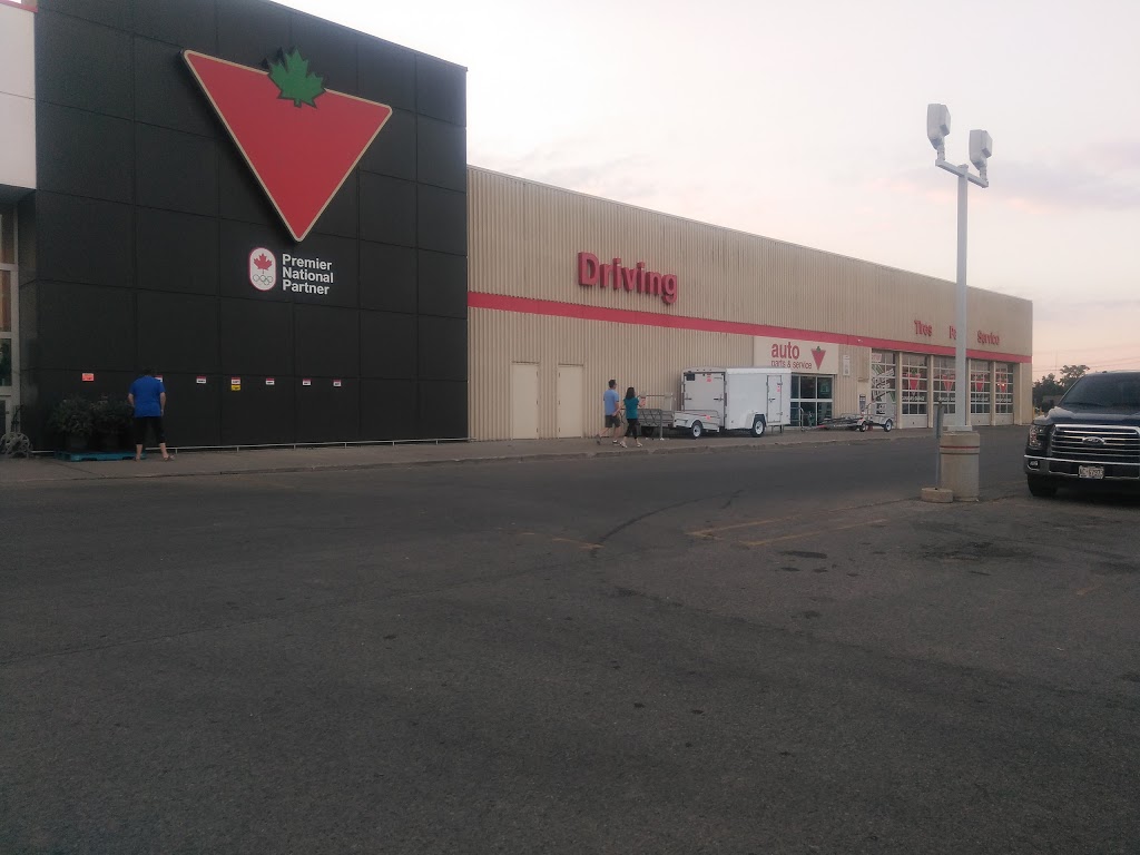 Canadian Tire | Thames Lea Plaza, 575 Grand Ave W, Chatham, ON N7L 1C5, Canada | Phone: (519) 351-1419