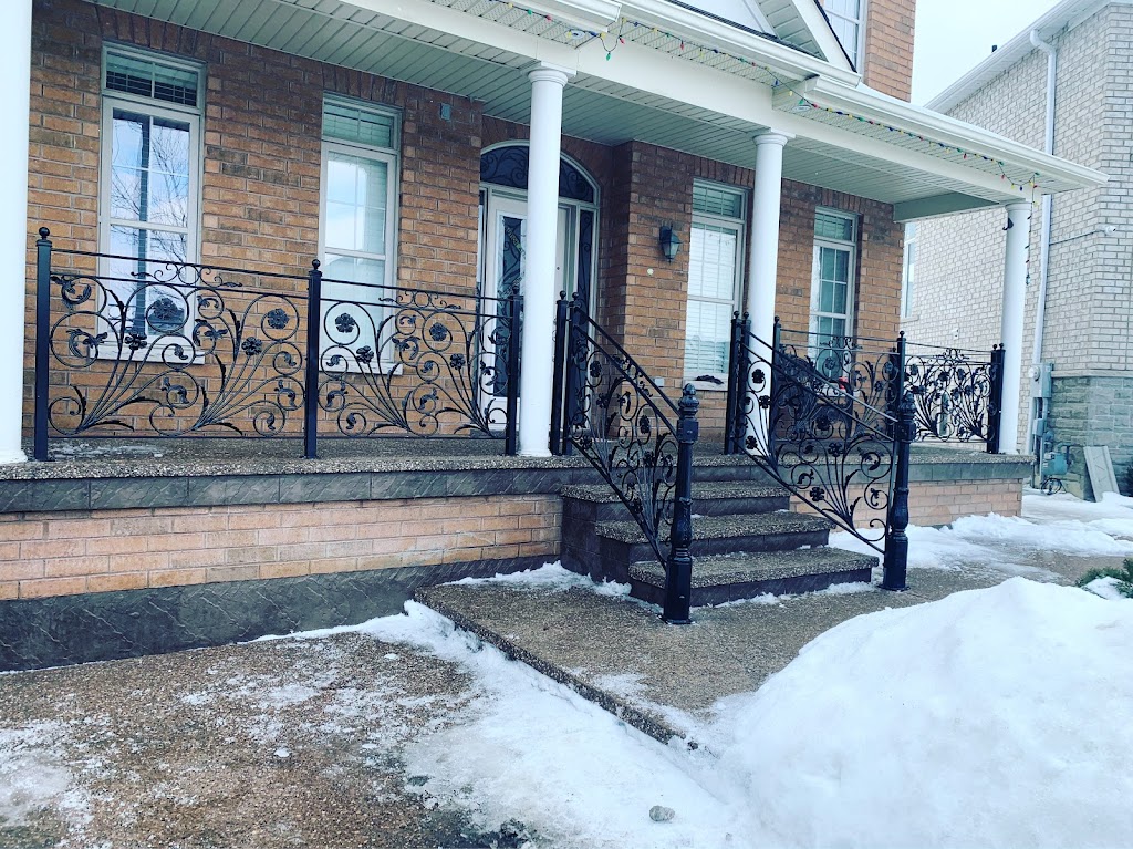 Luxury Fence and Railing | 2 Edvac Dr #1, Brampton, ON L6S 5P2, Canada | Phone: (647) 923-5500