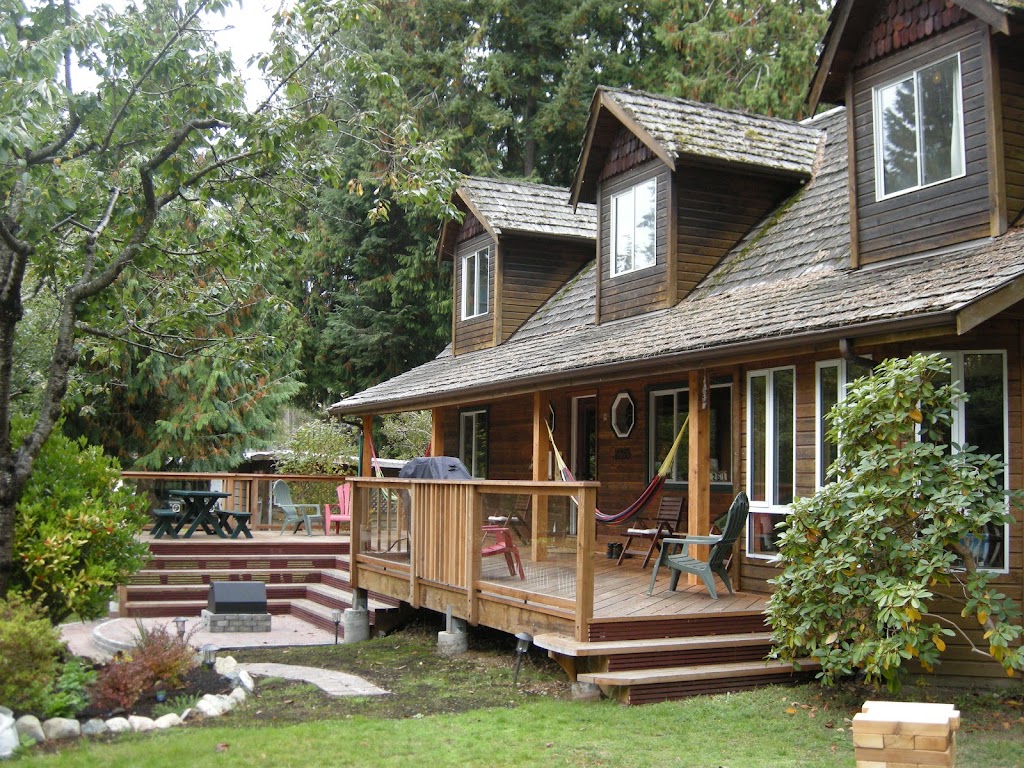Up The Creek Backpackers Lodge | 1261 Roberts Creek Rd, Roberts Creek, BC V0N 2W2, Canada | Phone: (604) 837-5943