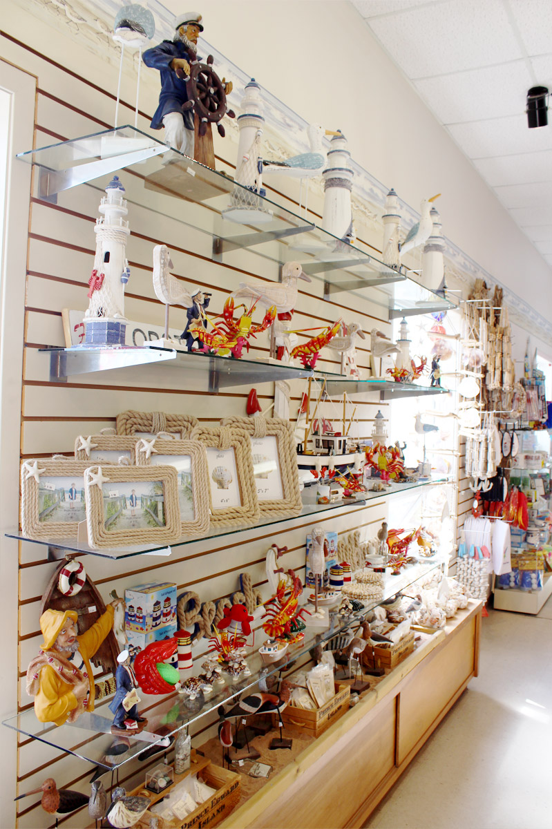 St. Peters Bay Craft Giftware | 15465 Northside Rd, Saint Peters Bay, PE C0A 2A0, Canada | Phone: (902) 367-7900