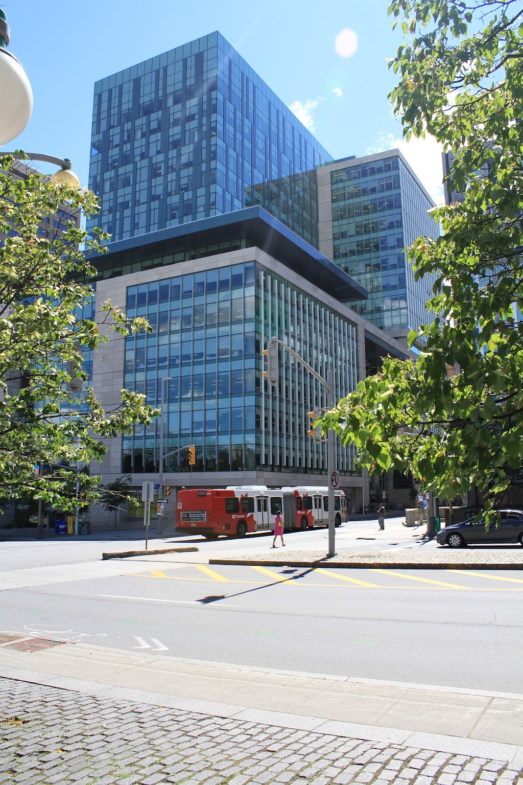 BMO Bank of Montreal | 90 Elgin St #6, Ottawa, ON K1P 0C6, Canada | Phone: (613) 564-6037