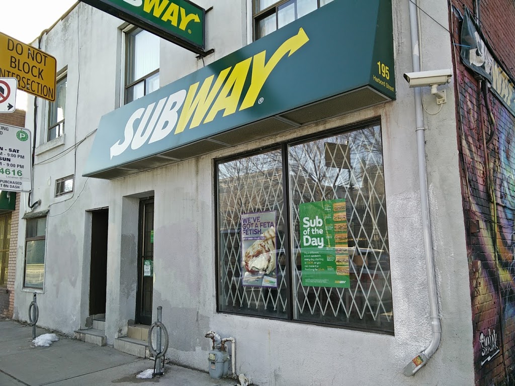 Subway | 195 Harbord St, Toronto, ON M5S 1H6, Canada | Phone: (416) 588-6664