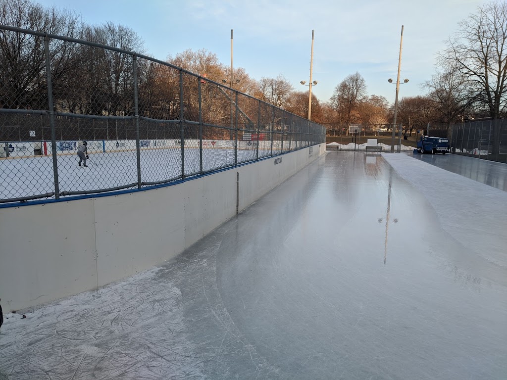 Ramsden Park Outdoor Rink | Summerhill, Toronto, ON M4W 1P7, Canada | Phone: (416) 392-7785