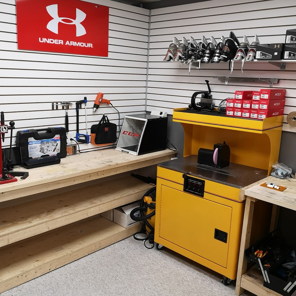 Hometown Sports and Apparel | 215 Eramosa Rd, Guelph, ON N1E 2M5, Canada | Phone: (519) 822-7970