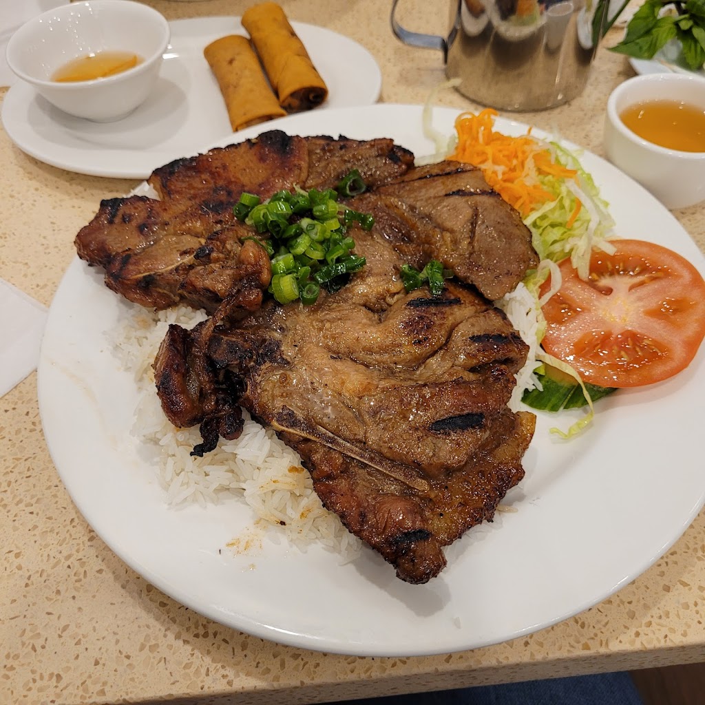 Pho Hoan Pasteur ( Township ) | 20 Longview Common SE #540, Calgary, AB T2X 4S8, Canada | Phone: (403) 500-0399