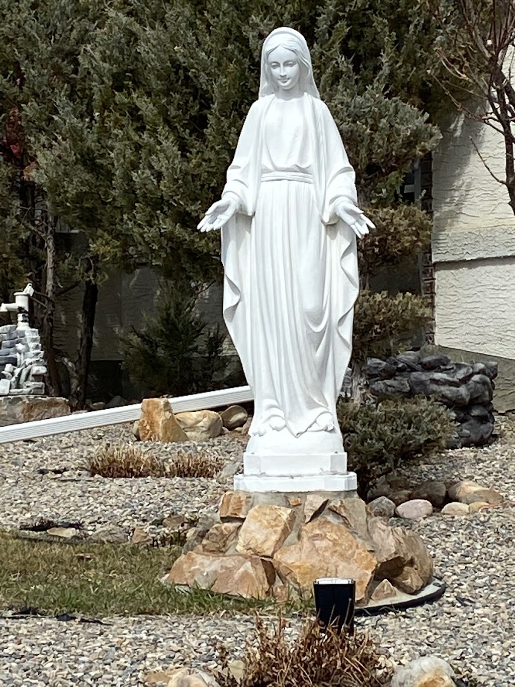 Divine Mercy Centre / Sisters of Divine Mercy | 15206 Township Rd 262, Calgary, AB T3P 1A7, Canada | Phone: (587) 755-1019