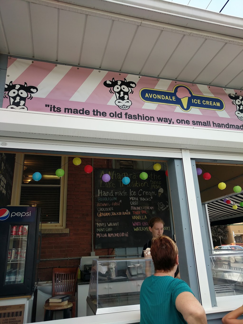 Avondale Ice Cream | 12 Park Dr, Whitchurch-Stouffville, ON L4A 8A4, Canada | Phone: (905) 640-8494