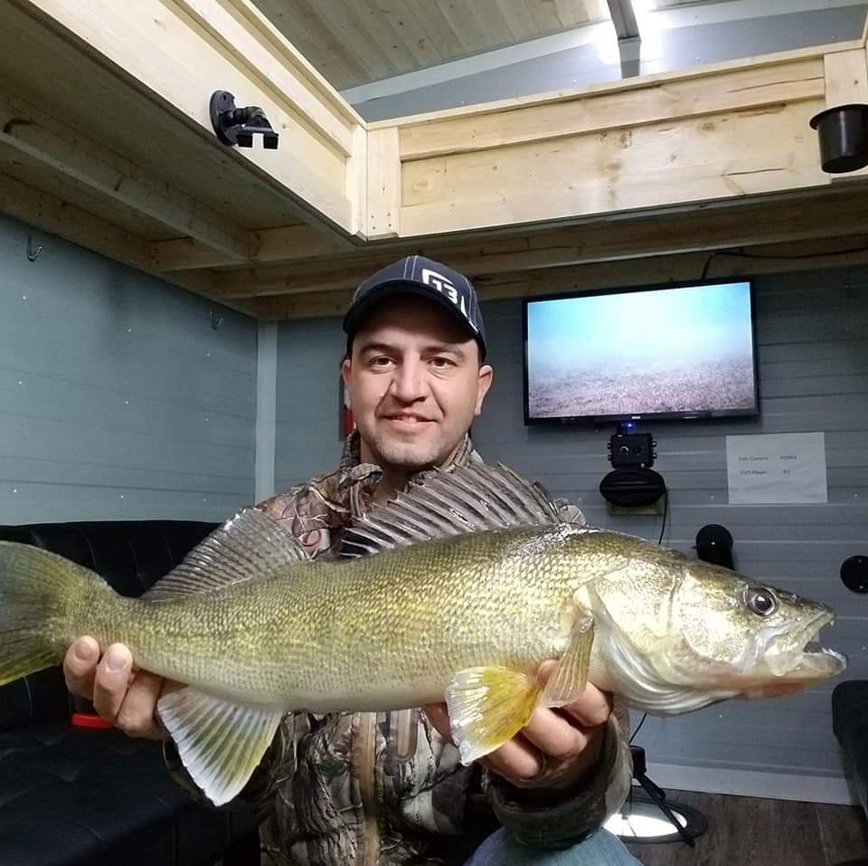 Gull Lake Fishing Charters | 64 Brighton Beach, Bentley, AB T0C 0J0, Canada | Phone: (403) 358-9709