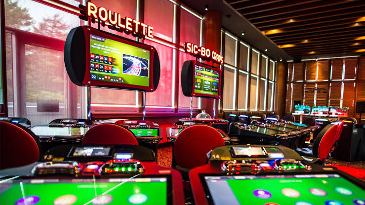 Casino de Mont-Tremblant | 300 Chemin des Pléiades, Mont-Tremblant, QC J8E 0A7, Canada | Phone: (819) 429-4150