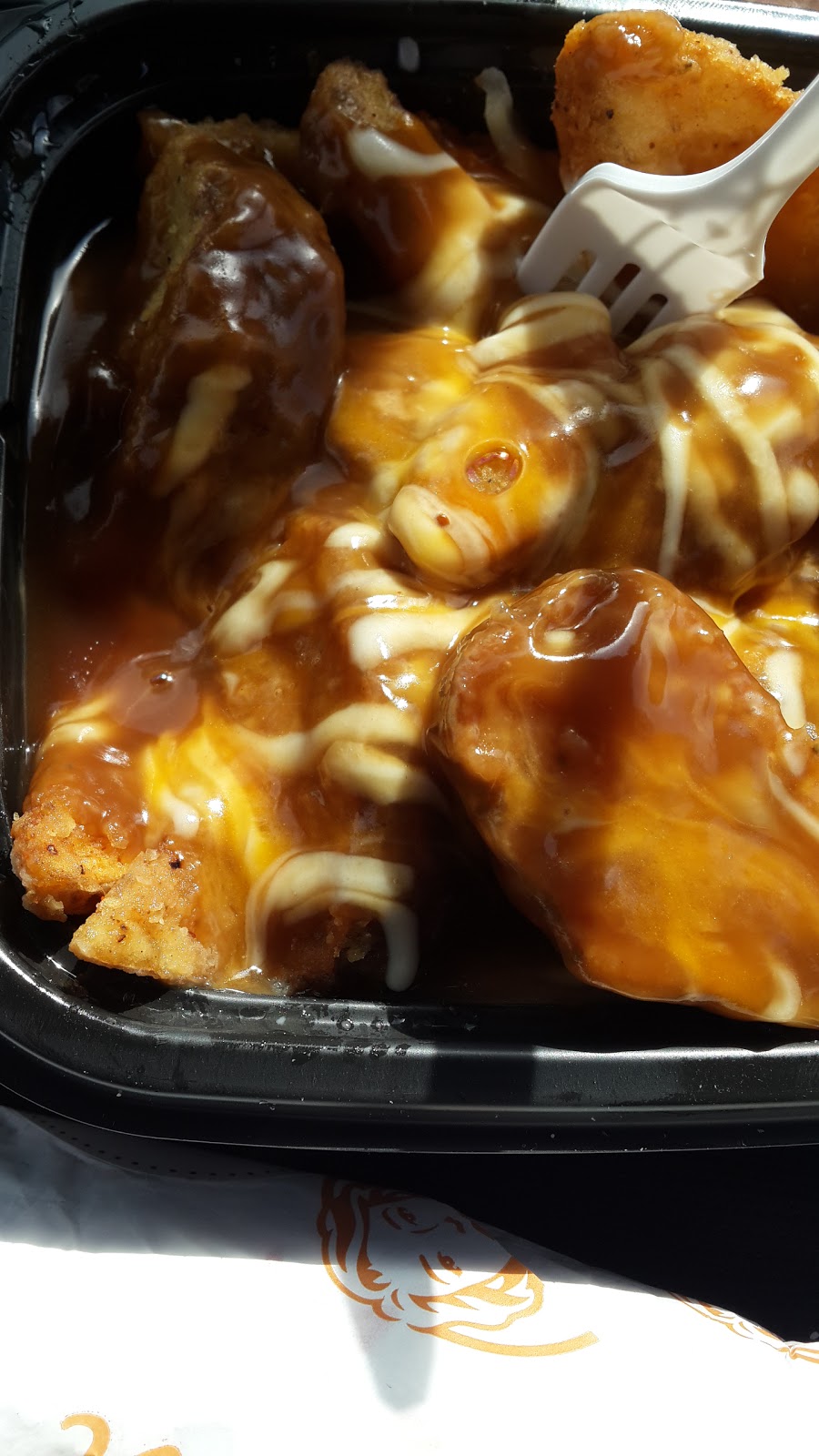 Mary Browns Famous Chicken & Taters! | 199 Wentworth St W, Oshawa, ON L1J 6P4, Canada | Phone: (905) 725-2654