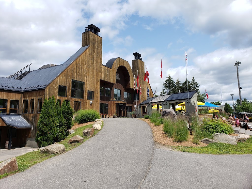 Parc aquatique Sommet Saint-Sauveur | 350 Avenue St Denis, Saint-Sauveur, QC J0R 1R3, Canada | Phone: (450) 227-4671