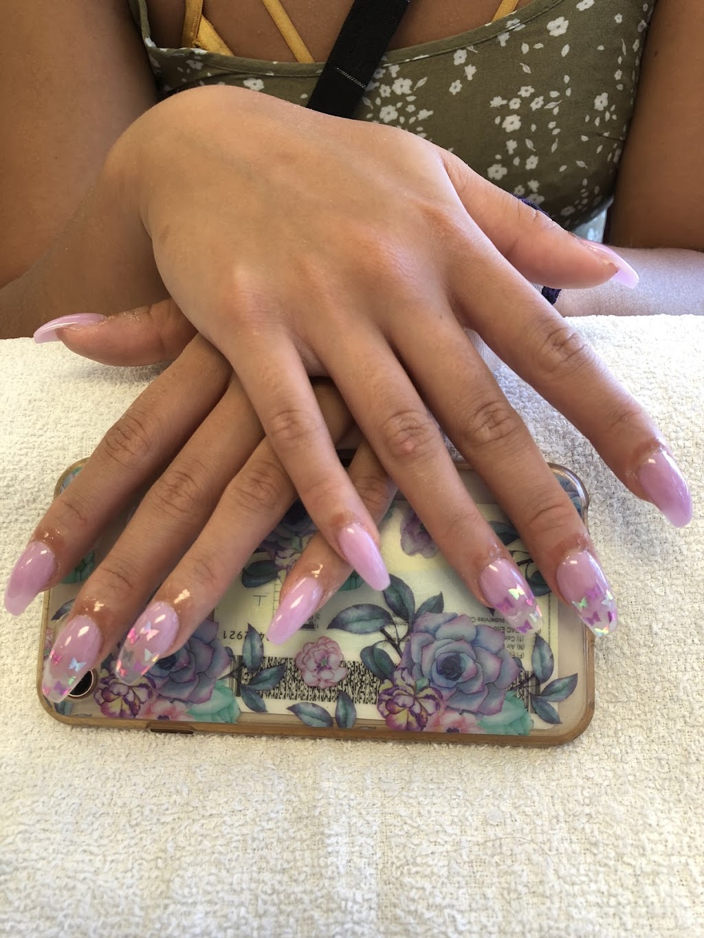 London Nails | 493 London St, Winnipeg, MB R2K 2Z4, Canada | Phone: (204) 663-2042